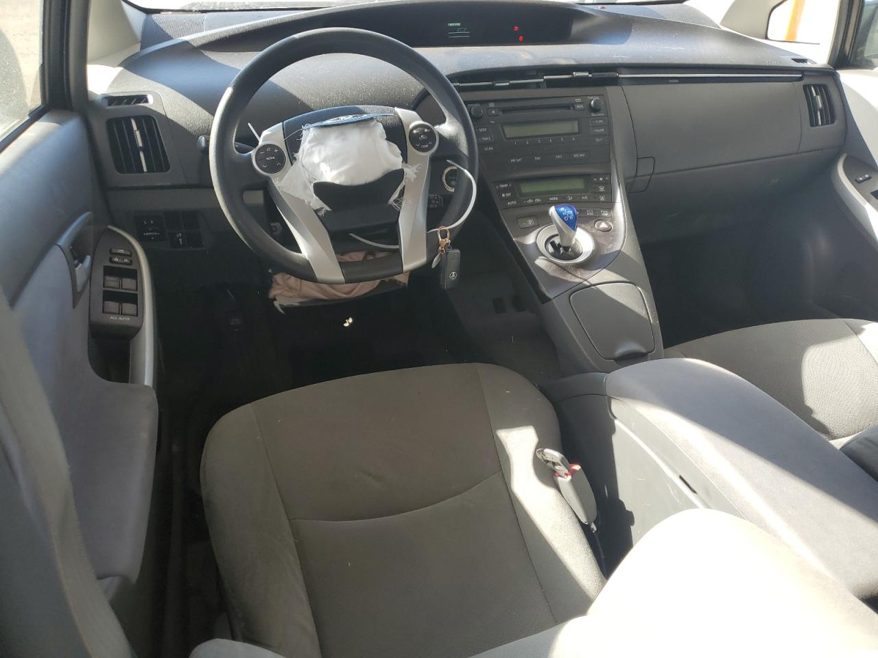 Toyota Prius Image 10