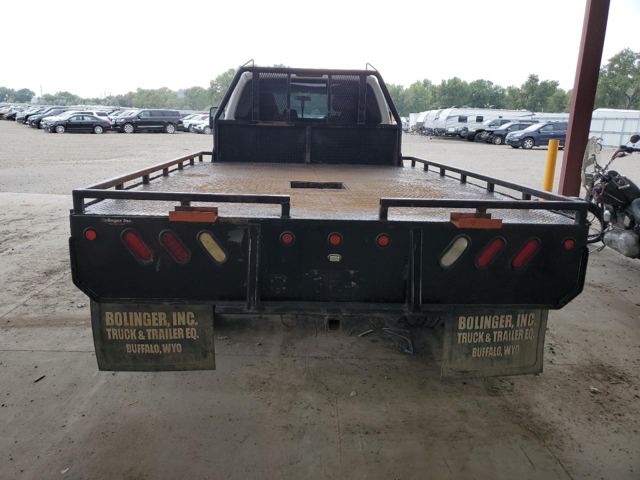 Ford F-550 Super Duty Image 8