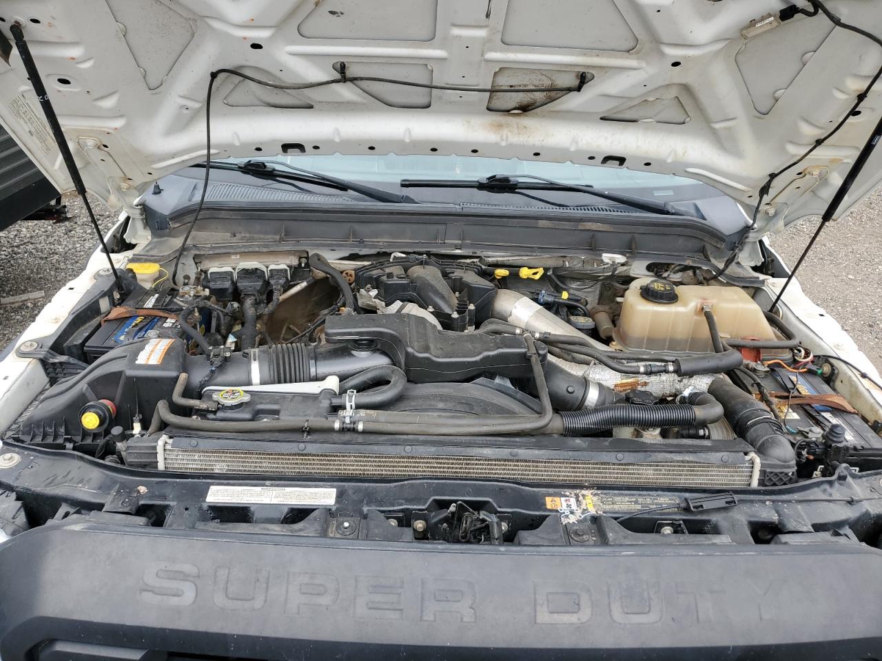 Ford F-550 Super Duty Image 7