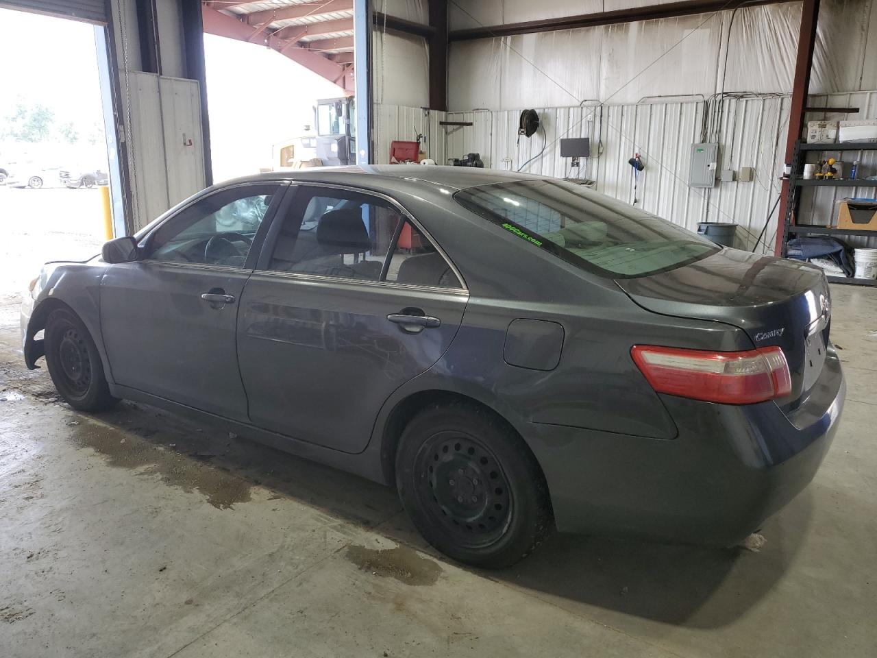 Toyota Camry Ce Image 3