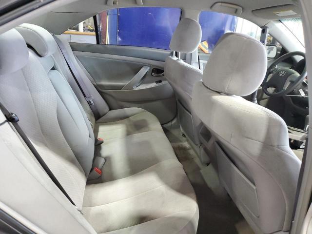 Toyota Camry Ce Image 6