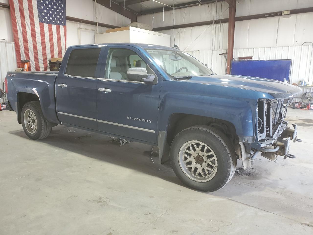 Chevrolet Silverado K1500 Ltz Image 3