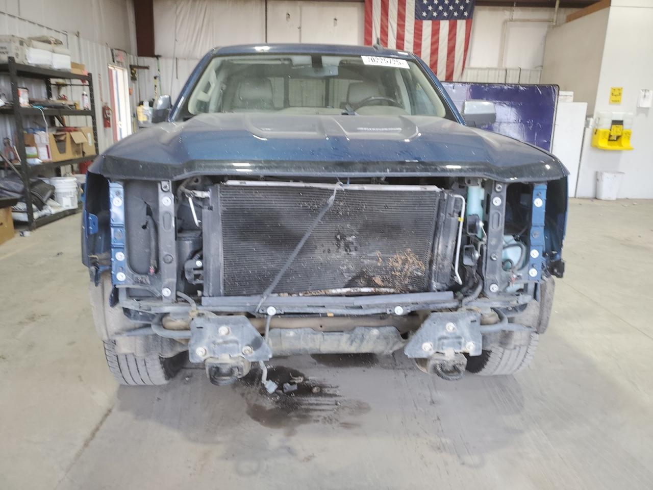 Chevrolet Silverado K1500 Ltz Image 2