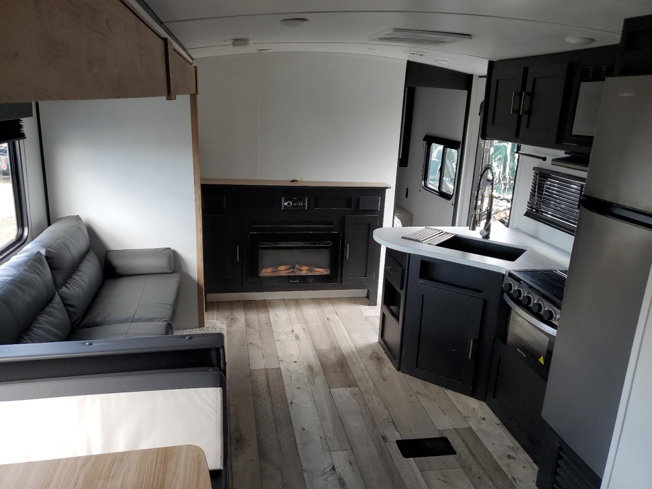 Trlr Springdale Image 6