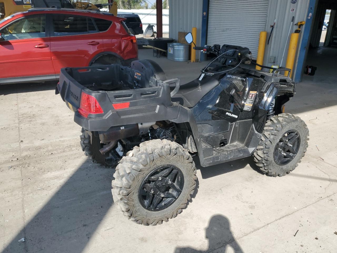 Polaris Atv X2 570 Image 8