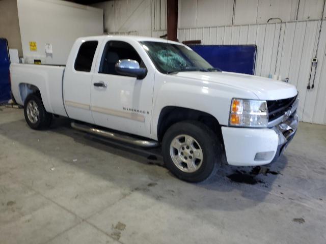 Chevrolet Silverado C1500 Lt Image 8