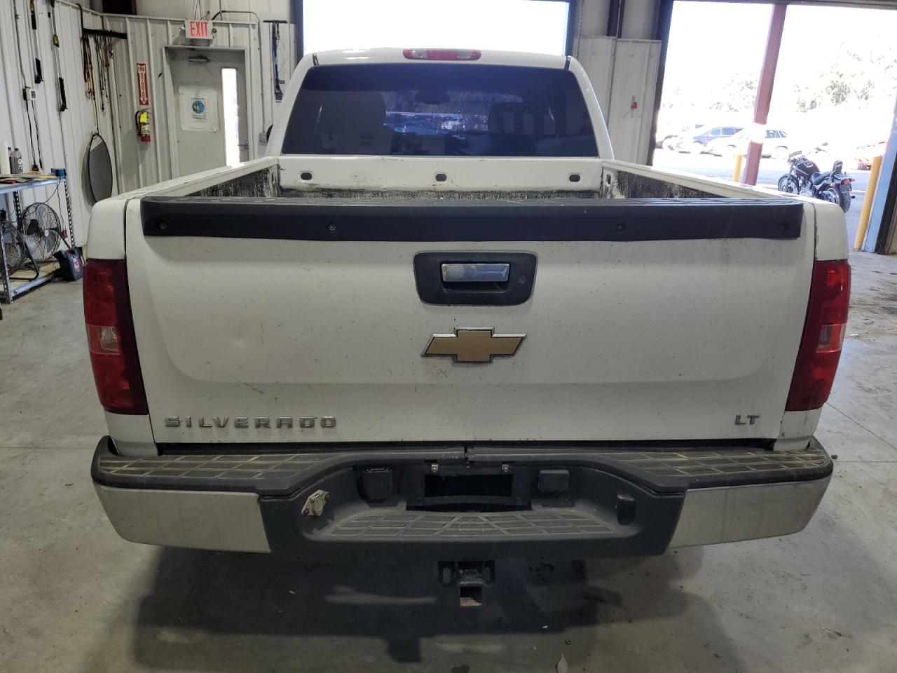 Chevrolet Silverado C1500 Lt Image 7