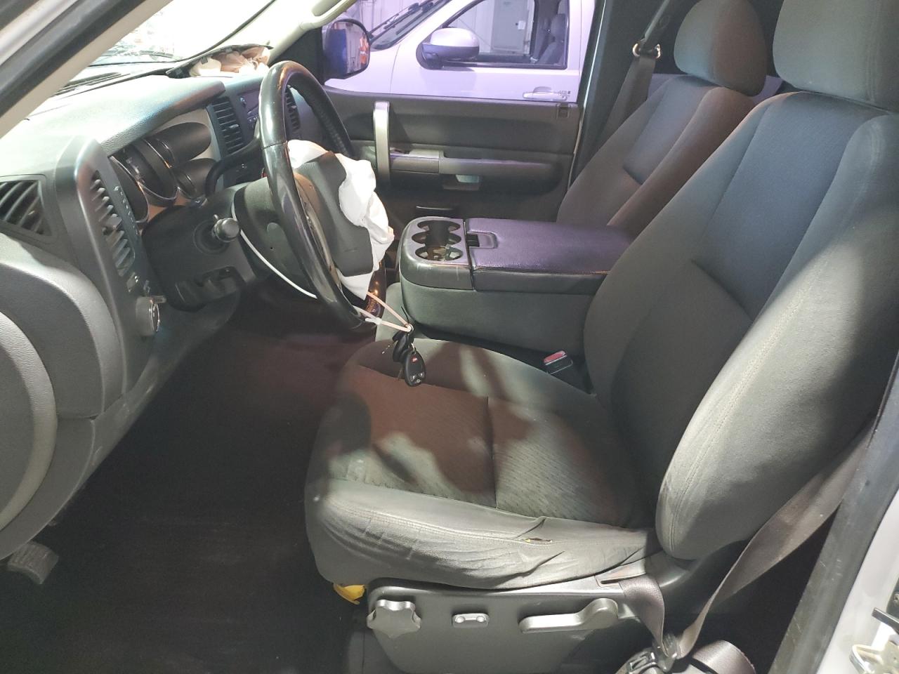 Chevrolet Silverado C1500 Lt Image 10