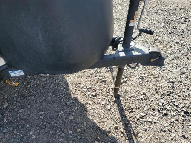 Airstream Trailer Image 9