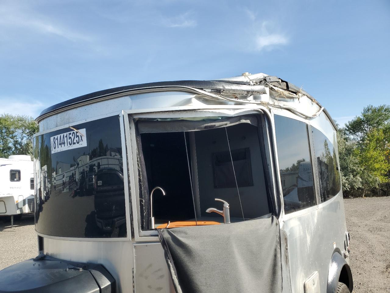 Airstream Trailer Image 6