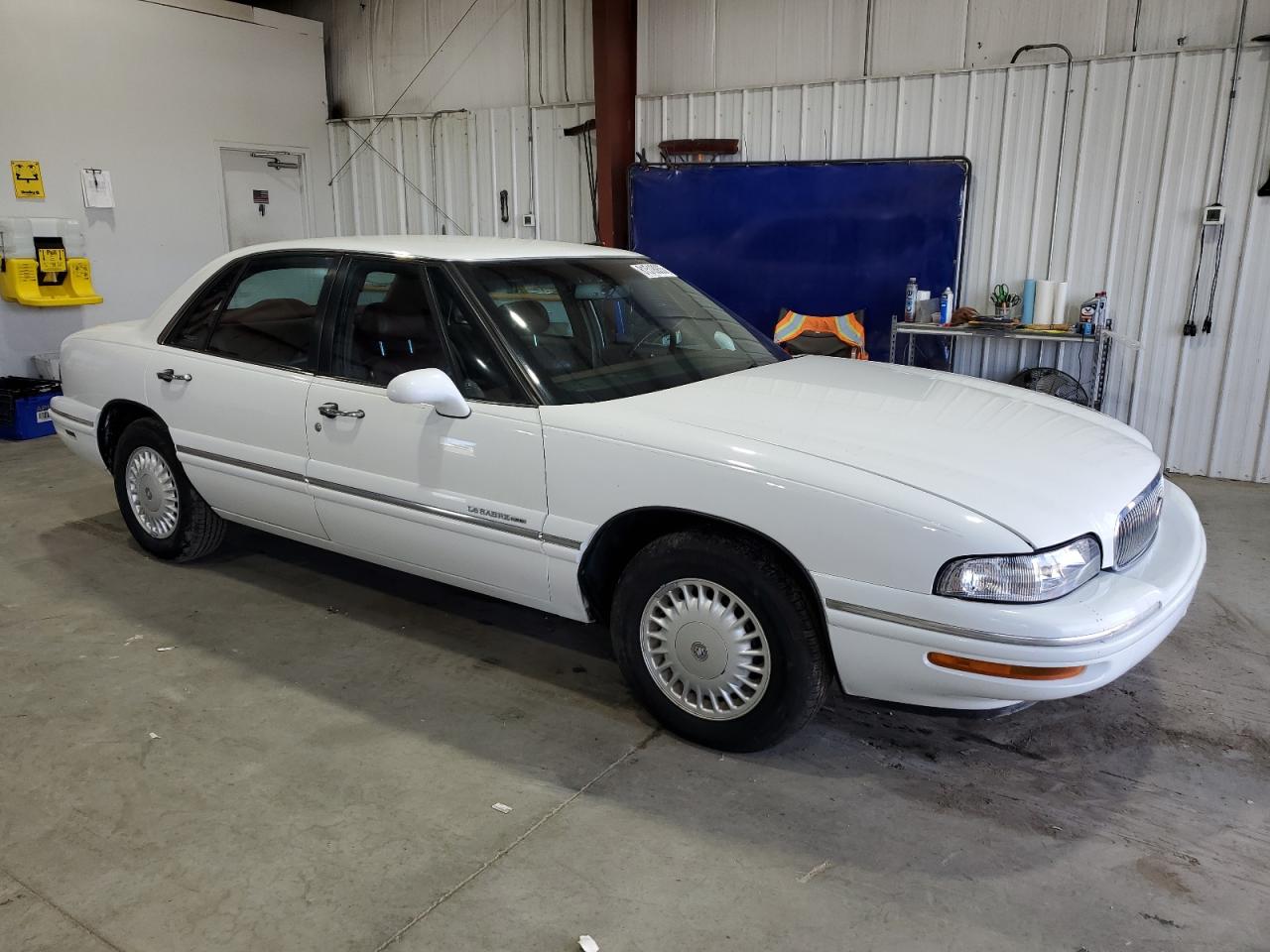 Buick LeSabre Limited Image 6