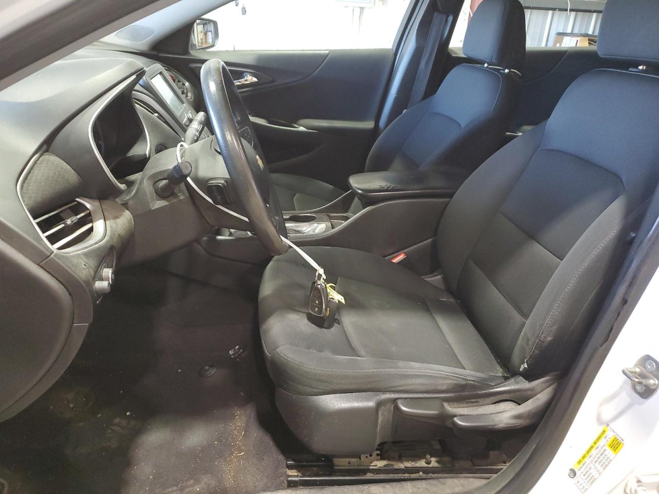 Chevrolet Malibu Ls Image 3