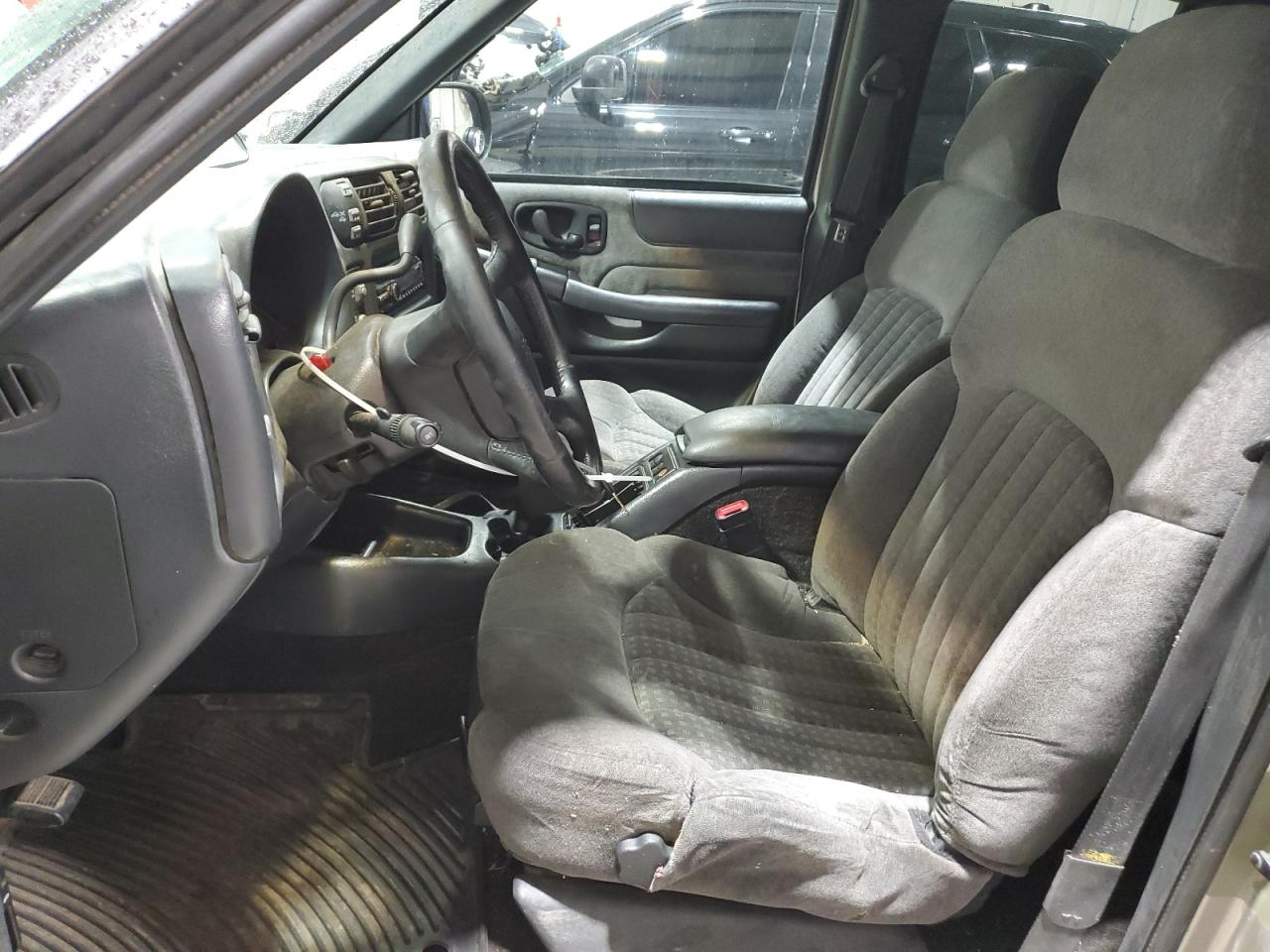 Chevrolet Blazer Image 7