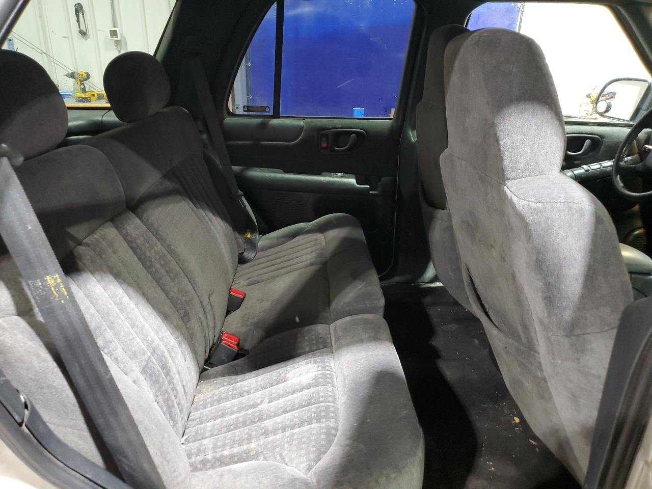 Chevrolet Blazer Image 6