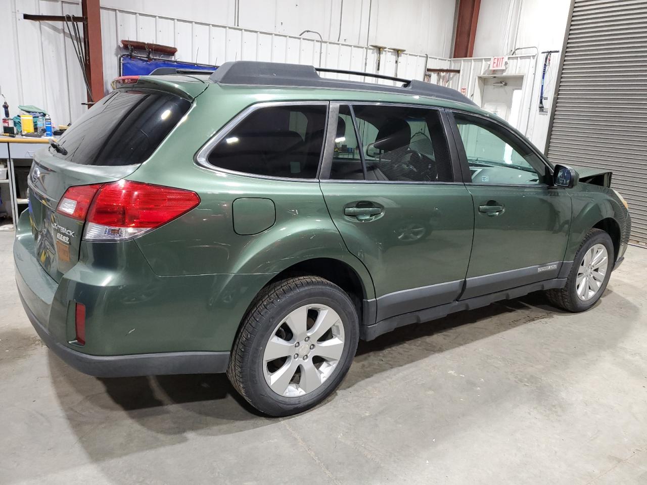 Subaru Outback 2.5i Premium Image 5