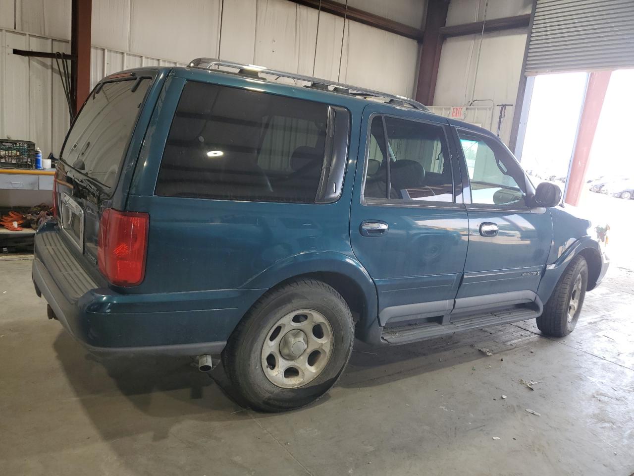 Lincoln Navigator Image 7