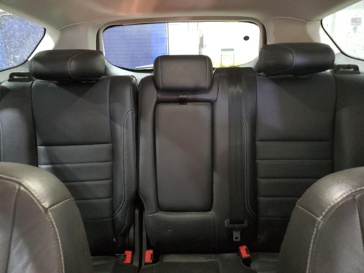 Ford Escape Titanium Image 4