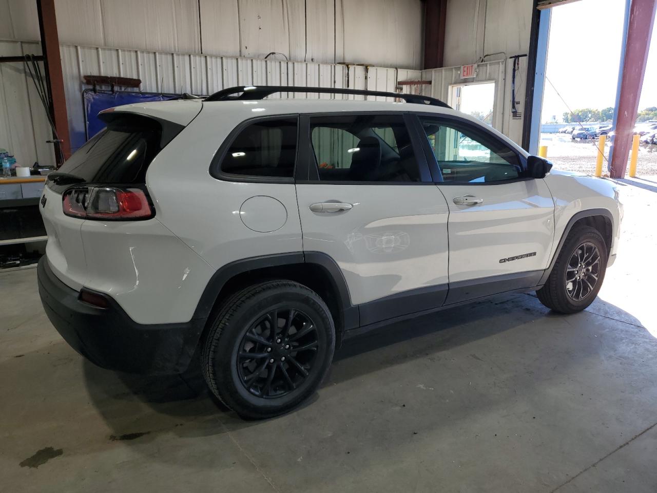 Jeep Cherokee Altitude Lux Image 9