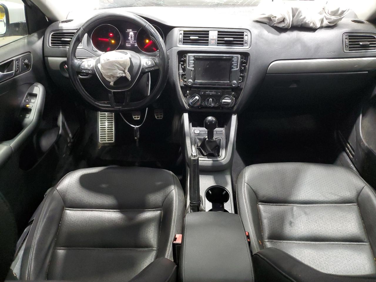 Volkswagen Jetta Se Image 4