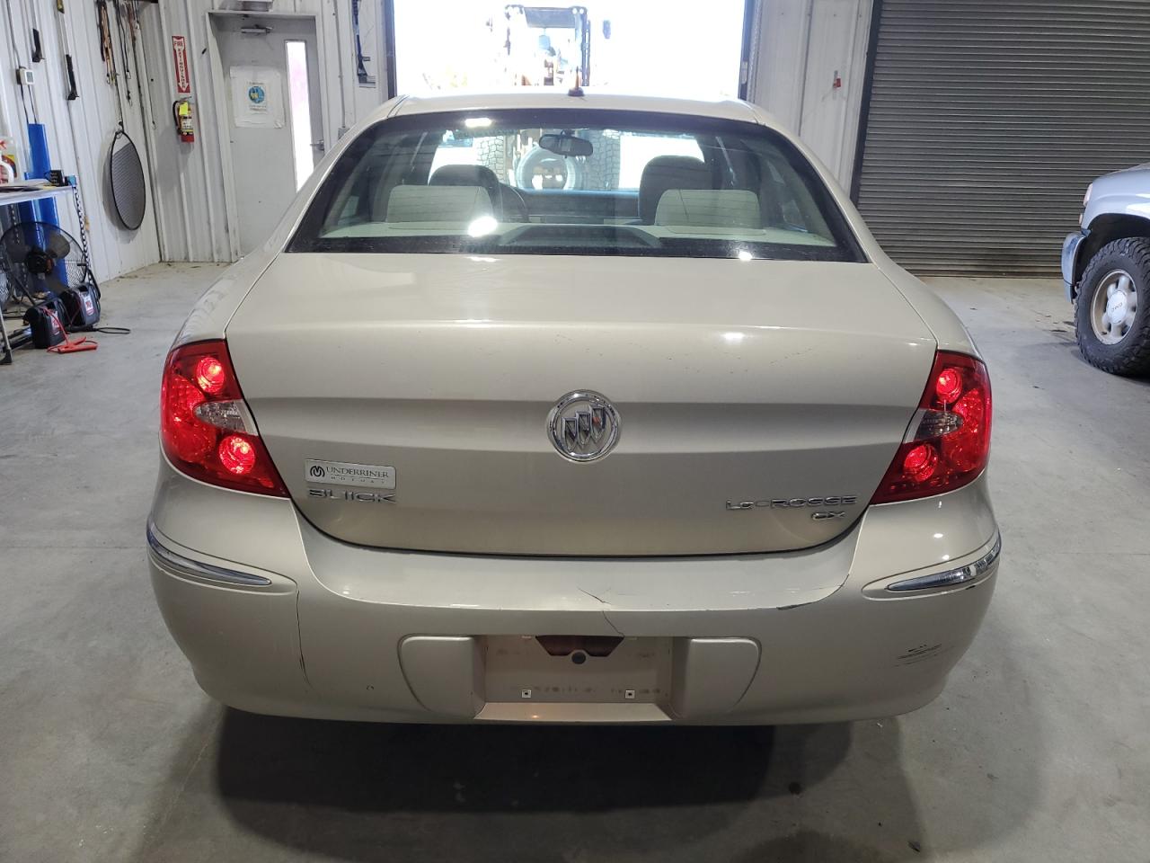 Buick LaCrosse Cx Image 6