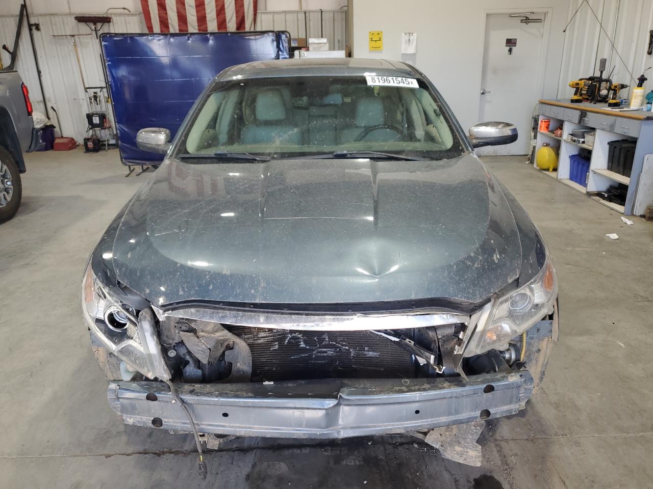 Ford Taurus Limited Image 4