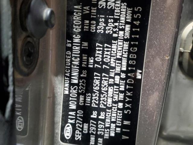 Kia Sorento Base Image 11