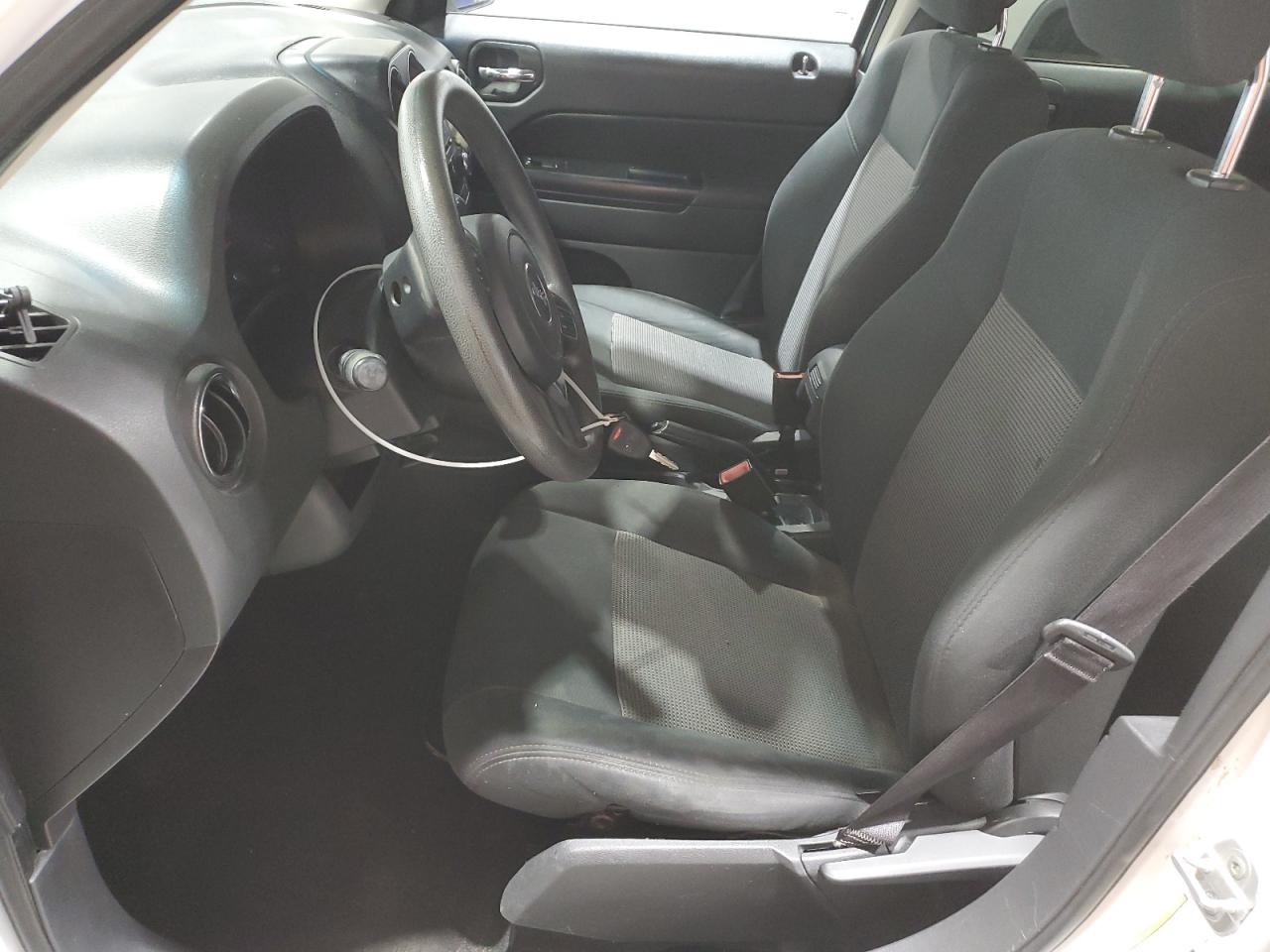 Jeep Patriot Sport Image 10