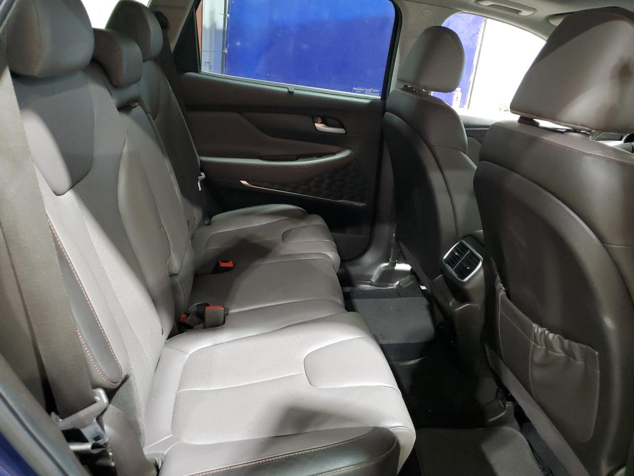 Hyundai SANTA FE Limited Image 13