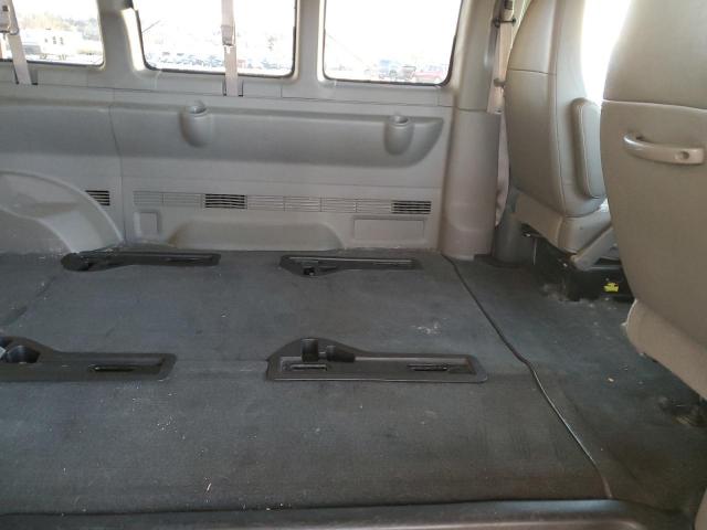 GMC Savana G2500 Lt Image 13