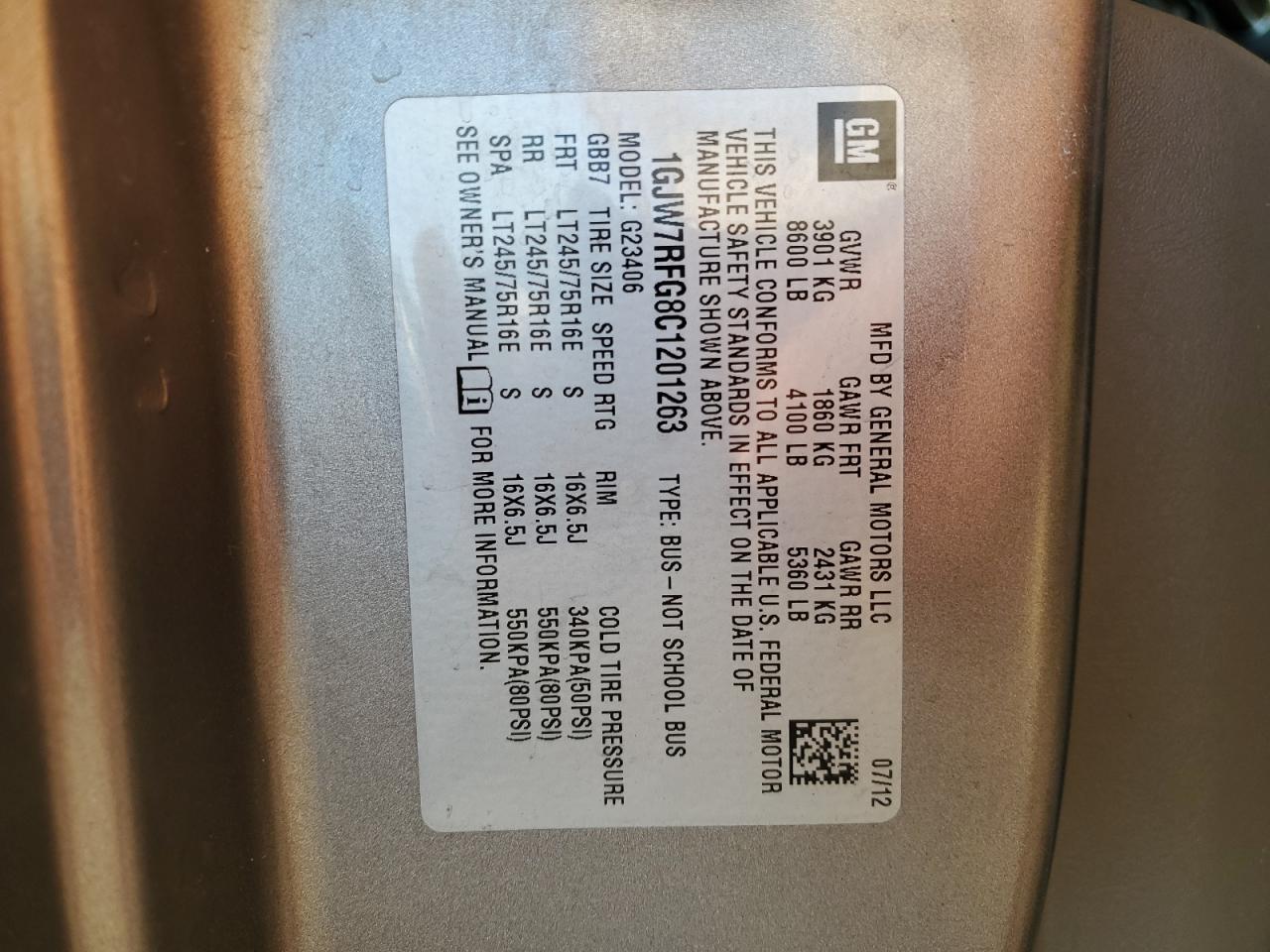 GMC Savana G2500 Lt Image 2