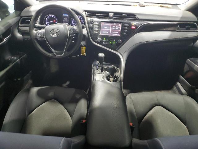 Toyota Camry Le Image 12