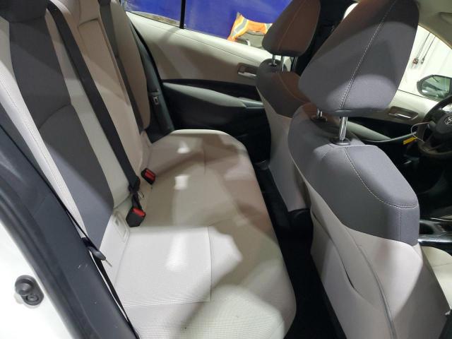 Toyota Corolla Le Image 12