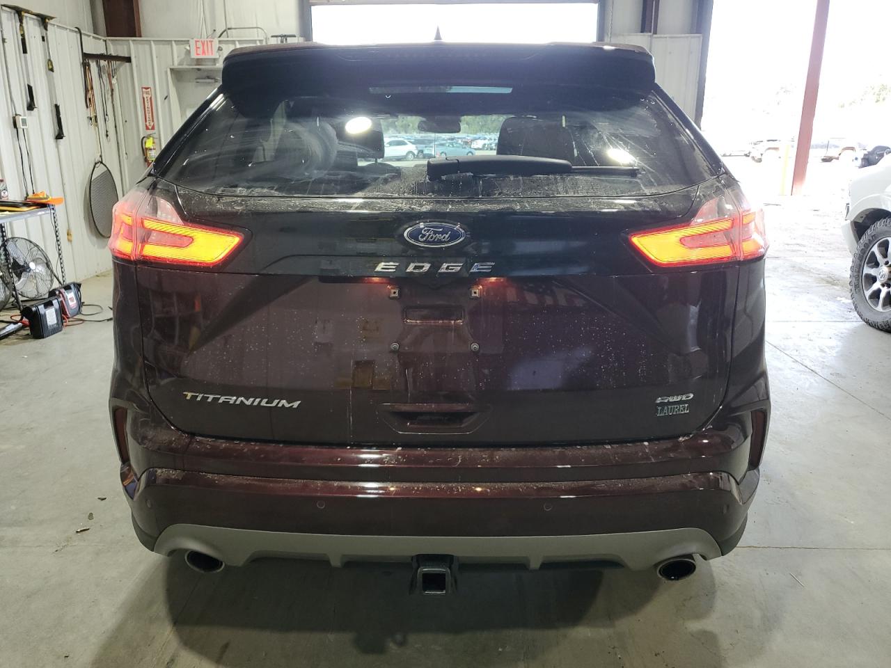 Ford Edge Titanium Image 9