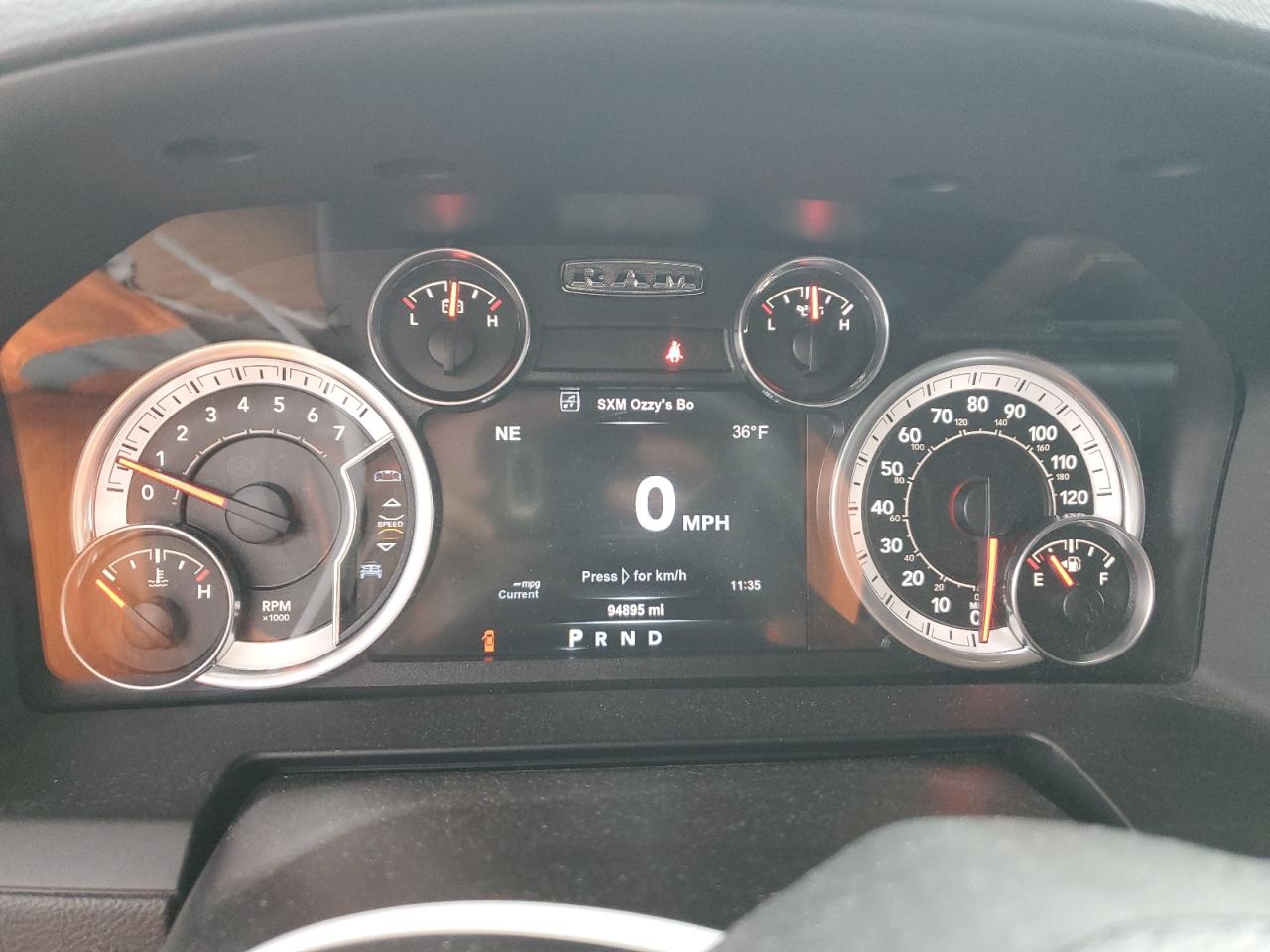 Ram 1500 Laramie Image 10