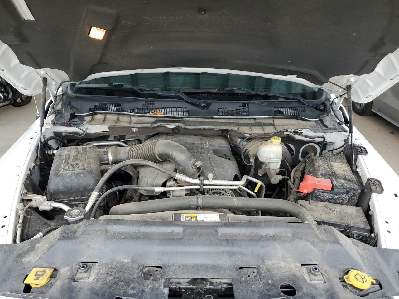 Ram 1500 Laramie Image 11