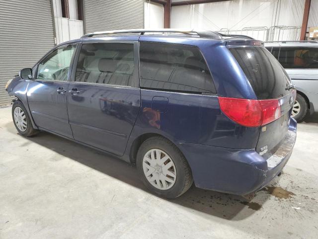 Toyota Sienna Ce Image 10