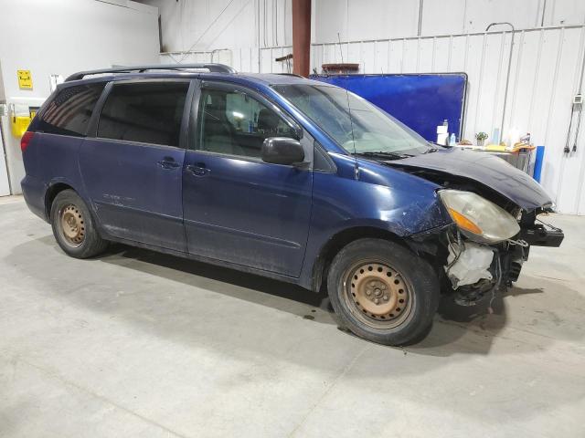 Toyota Sienna Ce Image 12