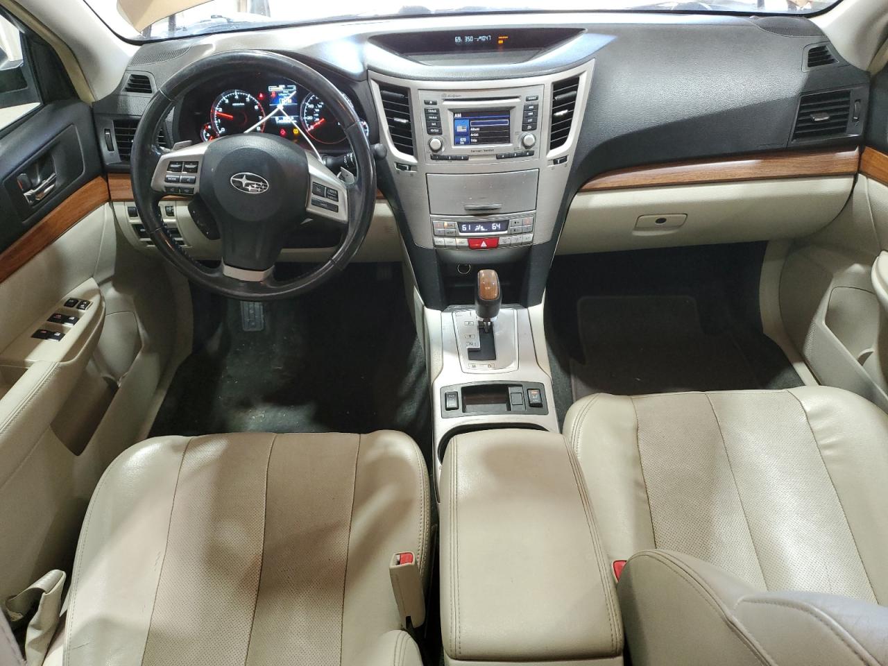 Subaru Outback 2.5i Limited Image 11