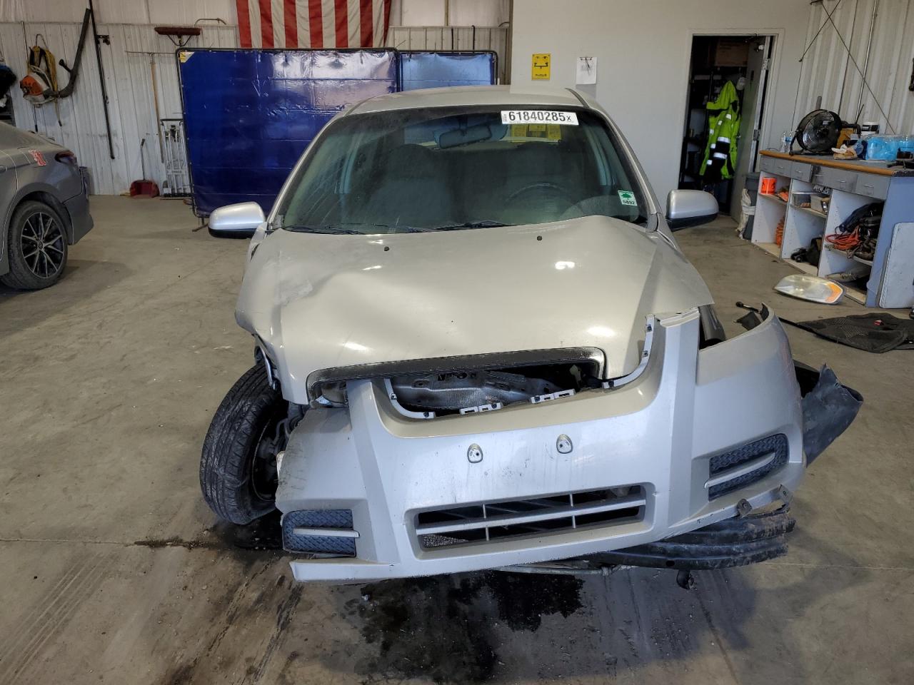 Chevrolet Aveo Base Image 8