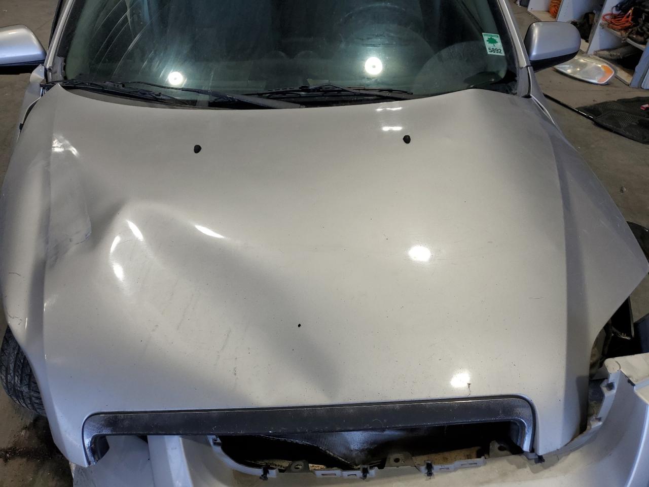 Chevrolet Aveo Base Image 11