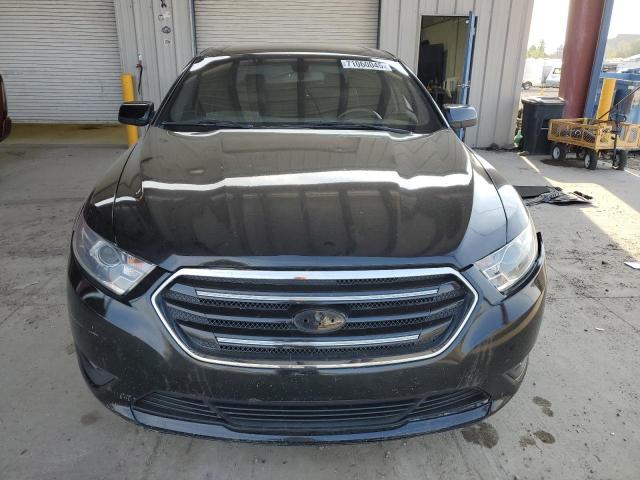 Ford Taurus Limited Image 11