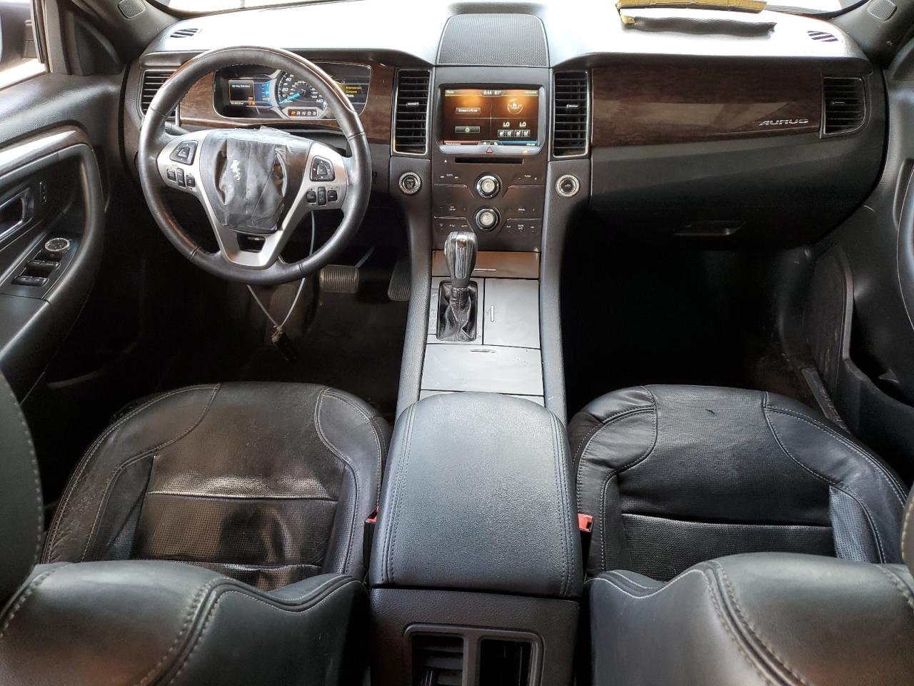 Ford Taurus Limited Image 10