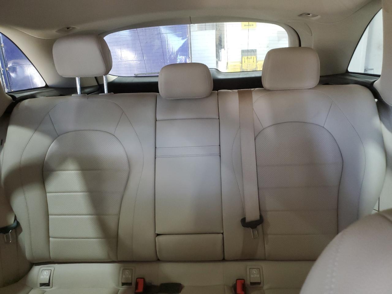 Mercedes-Benz GLC 300 4matic Image 6