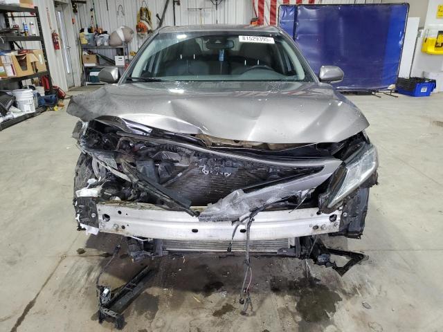 Toyota Camry Hybrid Image 8