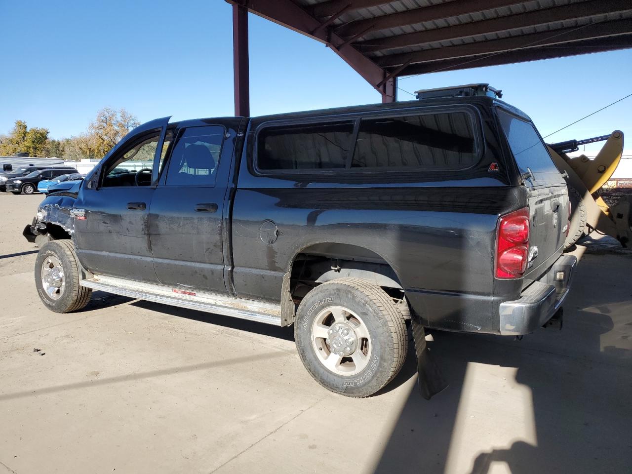 Dodge Ram 2500 Image 2