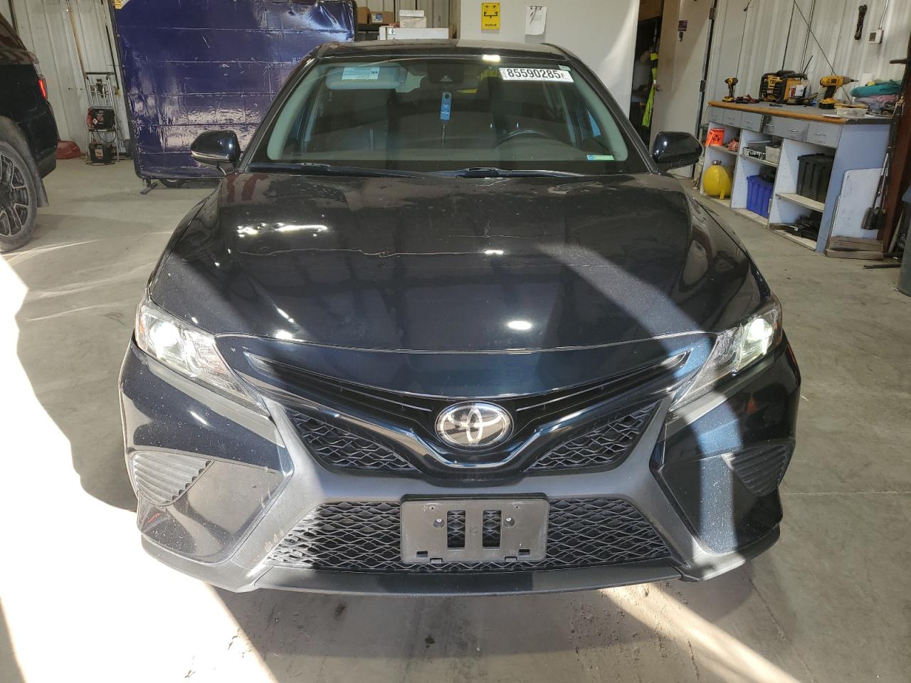 Toyota Camry Se Image 10