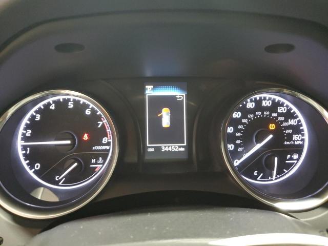 Toyota Camry Se Image 11