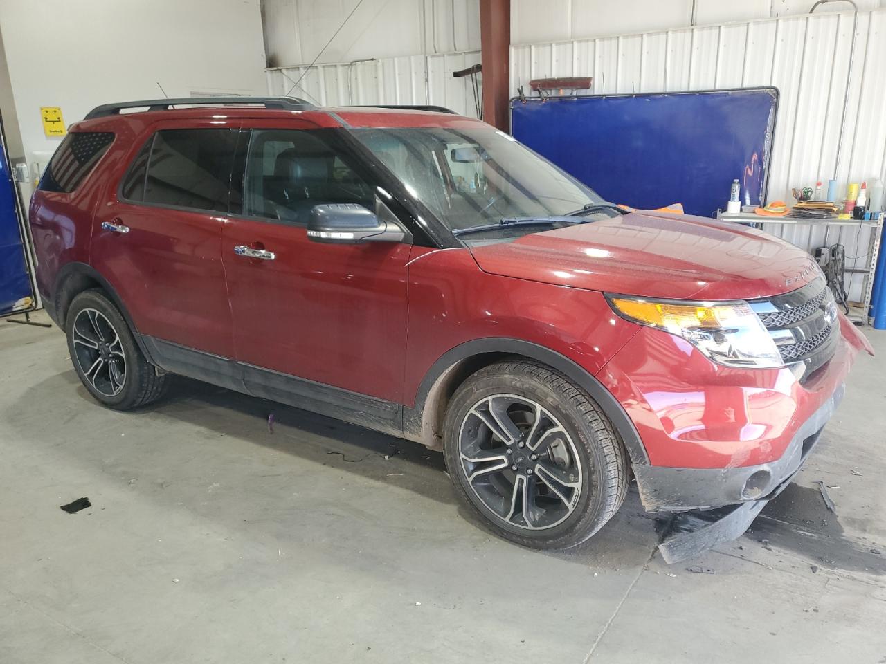 Ford Explorer Sport Image 2