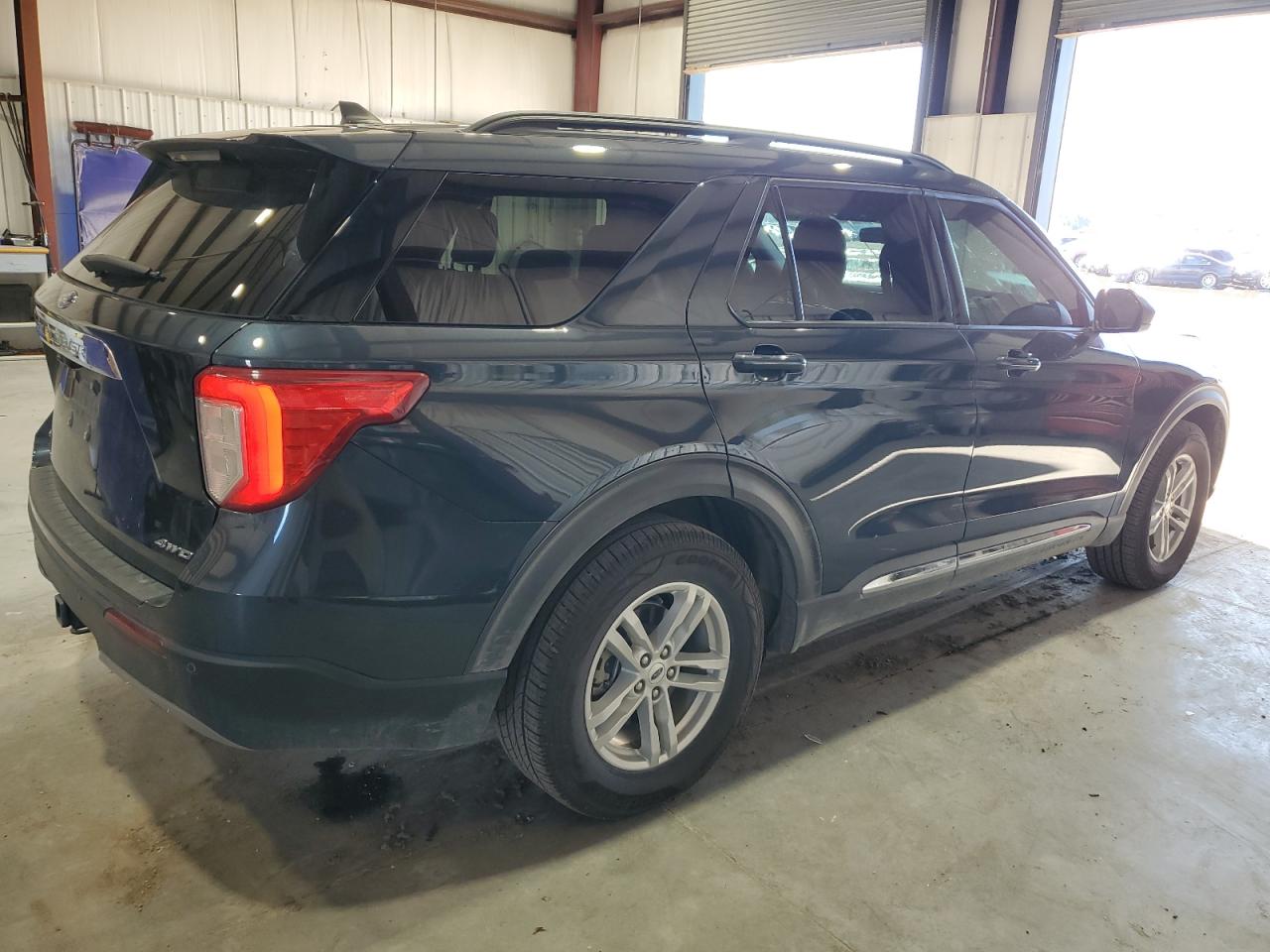 Ford Explorer Xlt Image 3