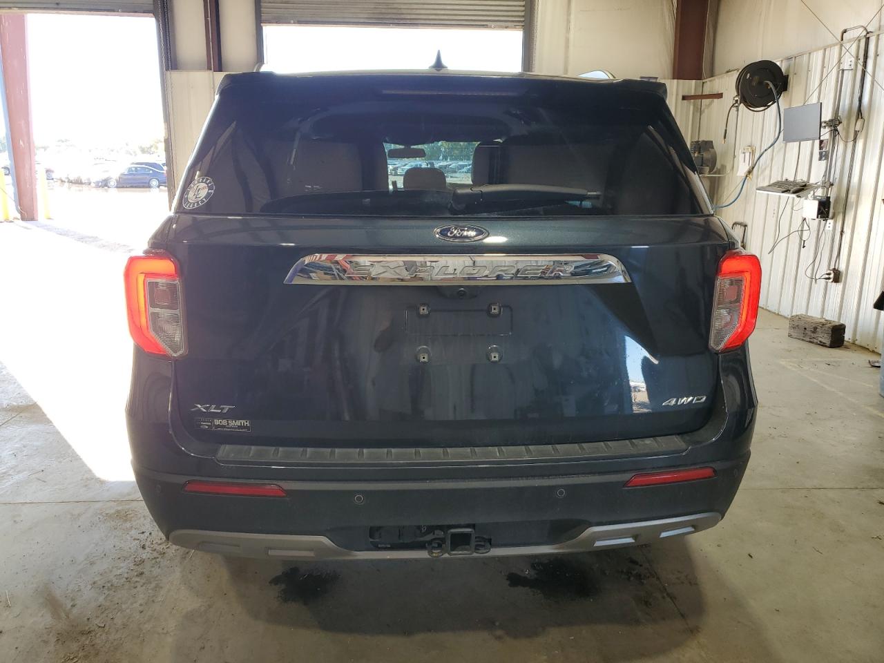 Ford Explorer Xlt Image 12